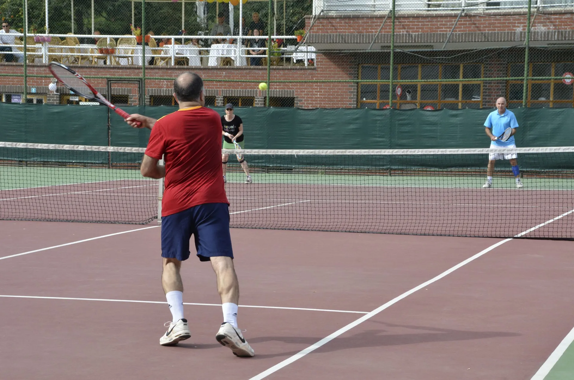 Nevşehir Tenis Kursu- Yetişkin Grupları