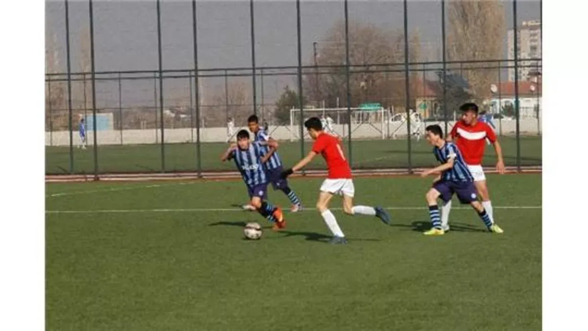 Kayseri Antrenman Sahası Kiralama