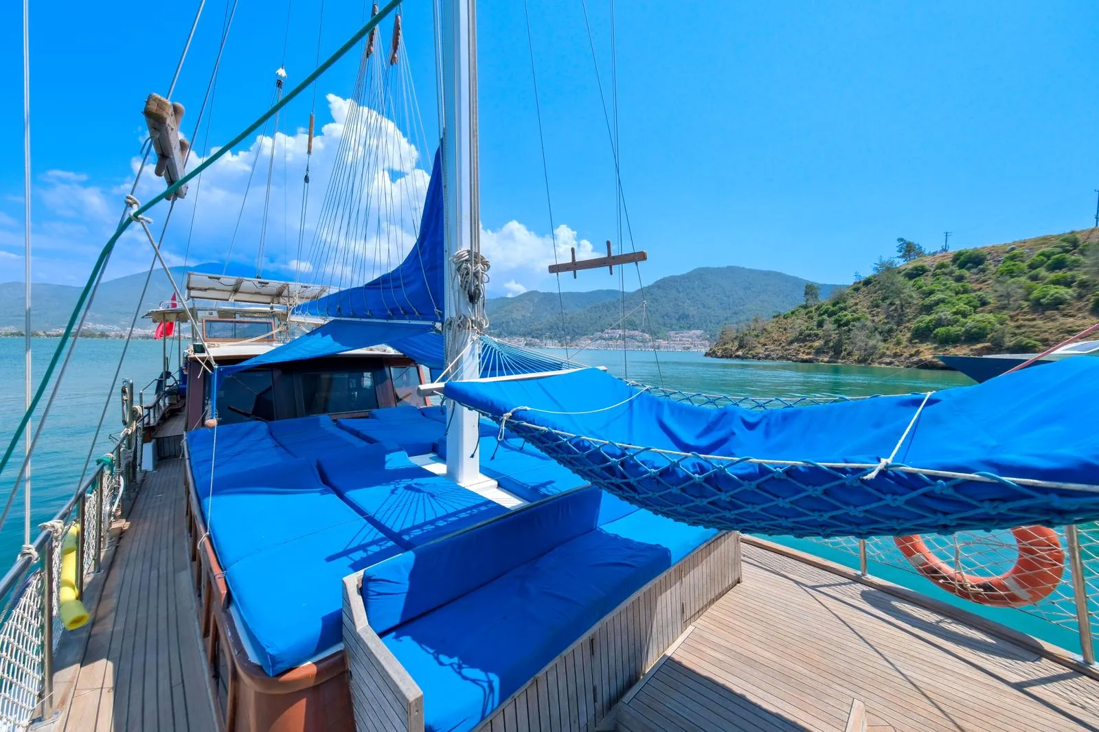 Fethiye Koyları & Göçek Adaları Yat Turu 7Gün